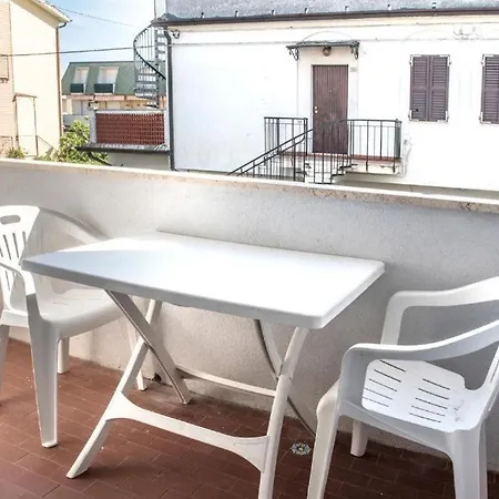 Trilocale A 50mt Dal Mare Di - M059 Apartmán Marcelli
